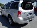 Silver Lightning Metallic - Pathfinder S FE+ Photo No. 12