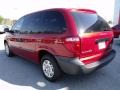 Inferno Red Crystal Pearl - Caravan SE Photo No. 3