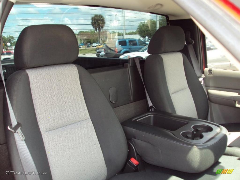 2007 Silverado 1500 LS Regular Cab 4x4 - Victory Red / Dark Titanium Gray photo #10