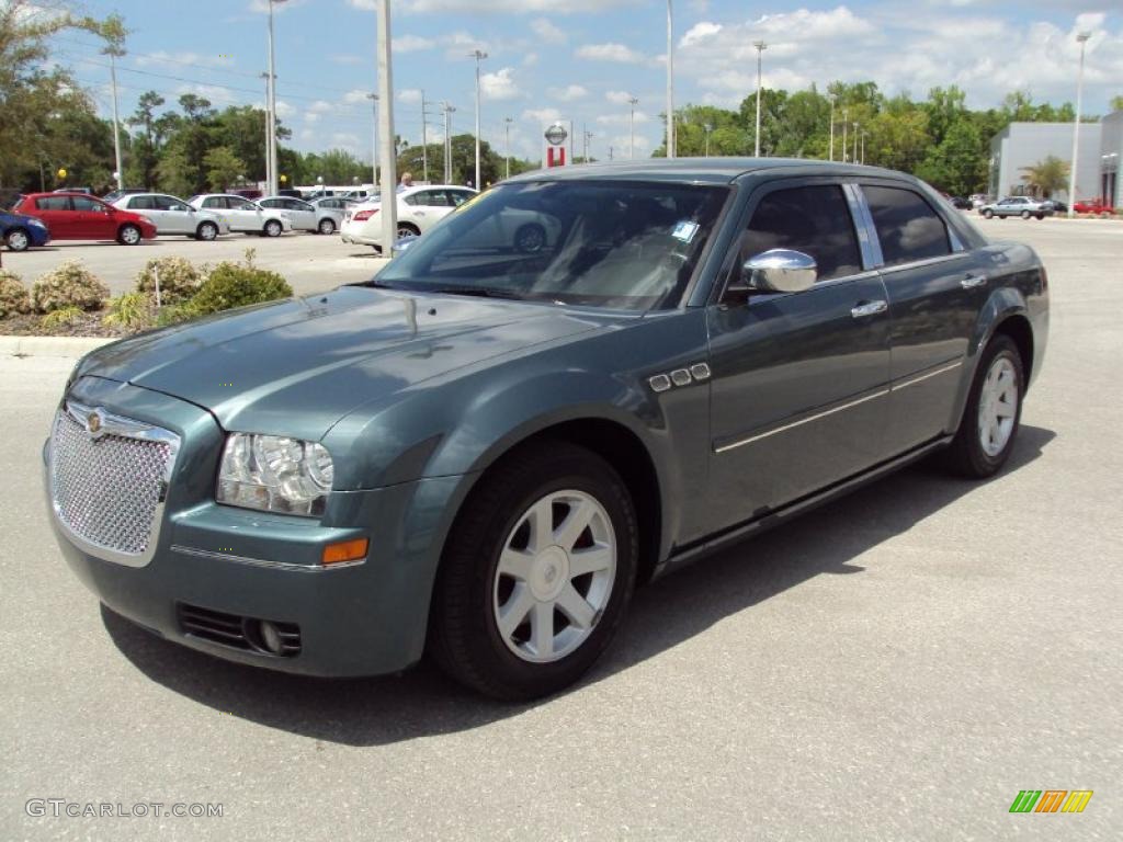 Midnight Blue Pearlcoat Chrysler 300