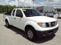 Avalanche White - Frontier XE King Cab Photo No. 10