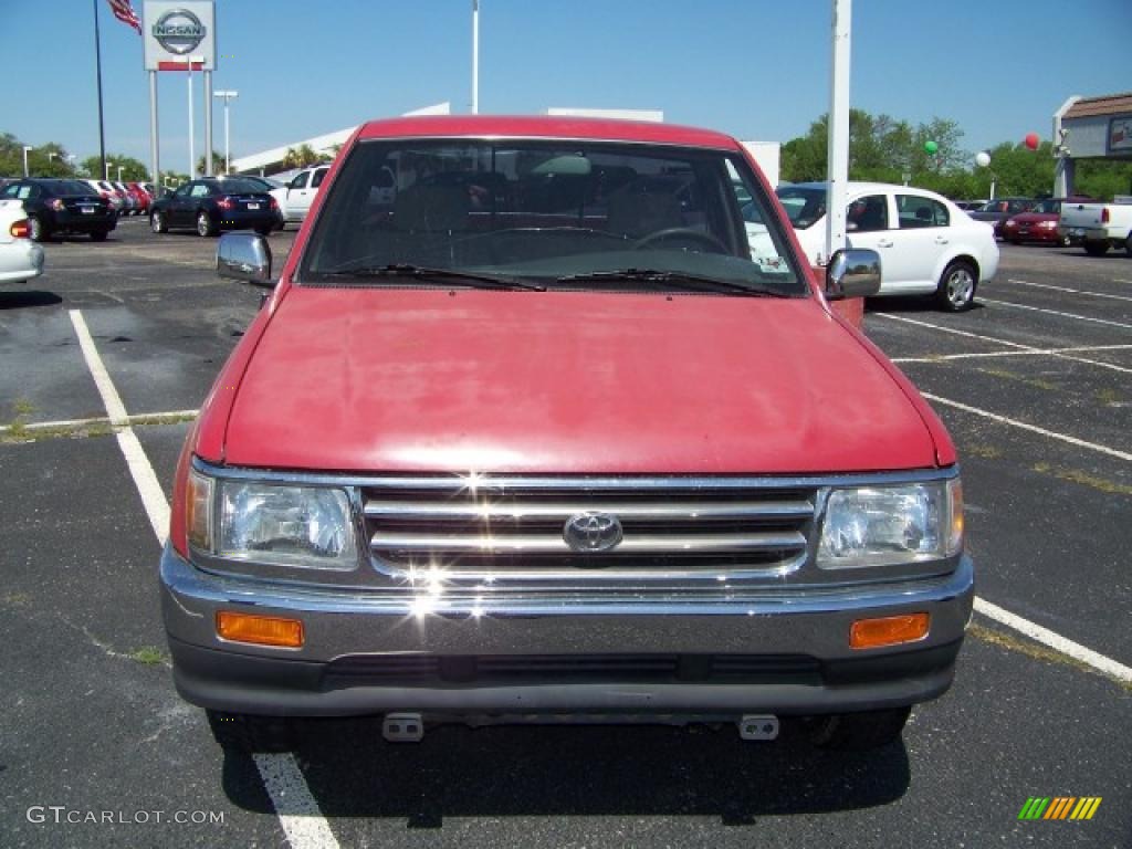 1993 T100 Truck SR5 Regular Cab - Red / Gray photo #2