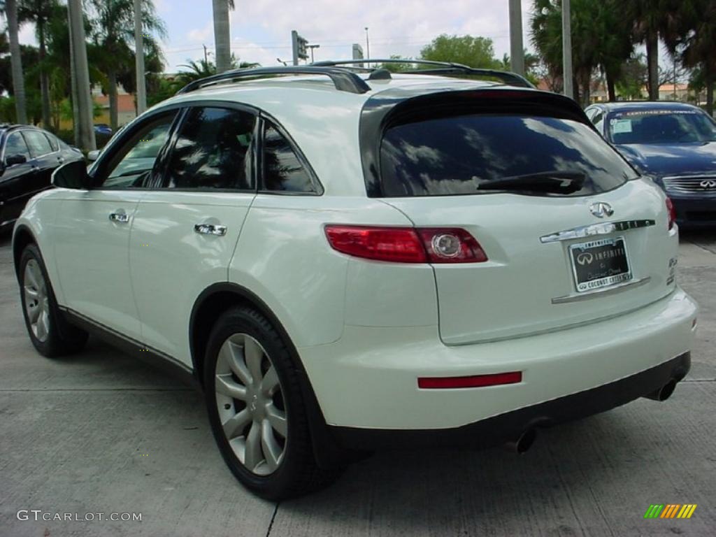 2003 FX 45 AWD - Ivory Pearl White / Willow photo #9
