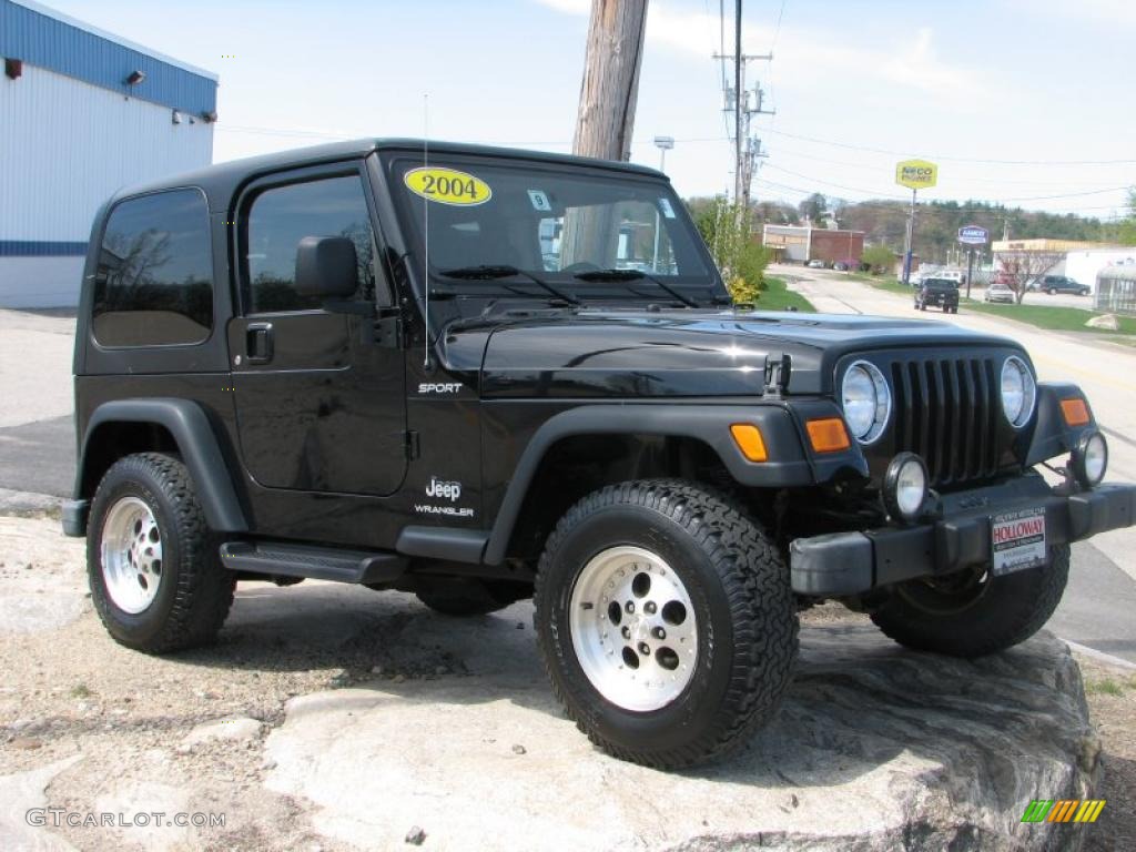 2004 Wrangler Sport 4x4 - Black / Dark Slate Gray photo #3