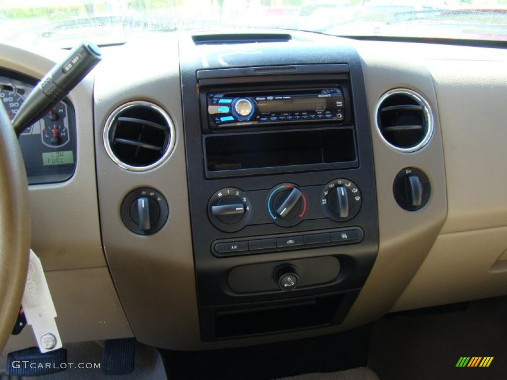 2006 F150 XLT SuperCab 4x4 - True Blue Metallic / Tan photo #23