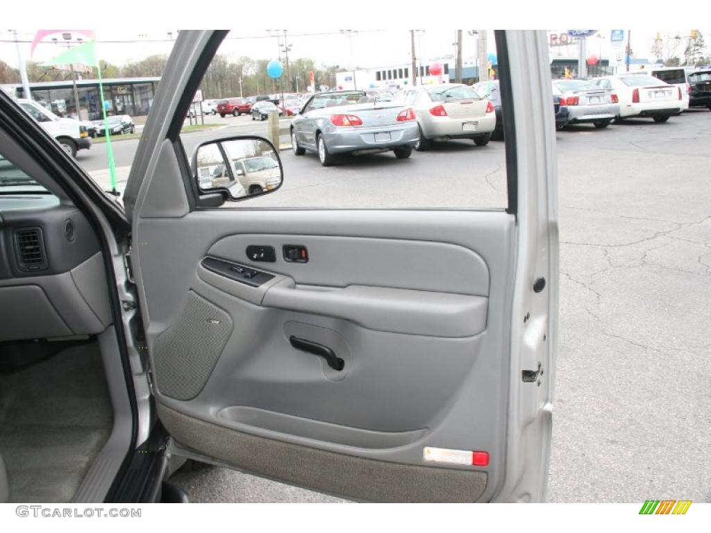 2004 Tahoe Z71 4x4 - Silver Birch Metallic / Gray/Dark Charcoal photo #16