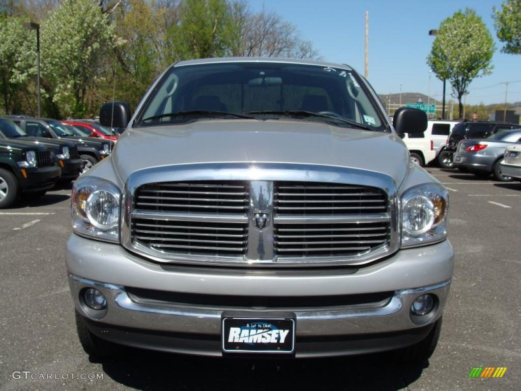 2007 Ram 1500 SLT Quad Cab 4x4 - Bright Silver Metallic / Medium Slate Gray photo #2
