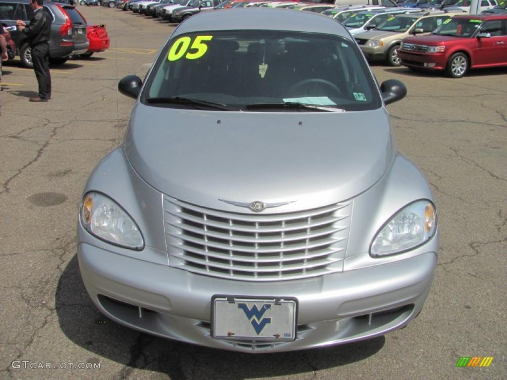 2005 PT Cruiser  - Bright Silver Metallic / Dark Slate Gray photo #12