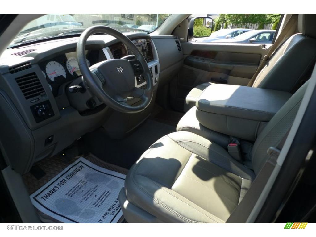 2008 Ram 1500 Laramie Quad Cab 4x4 - Brilliant Black Crystal Pearl / Khaki photo #28