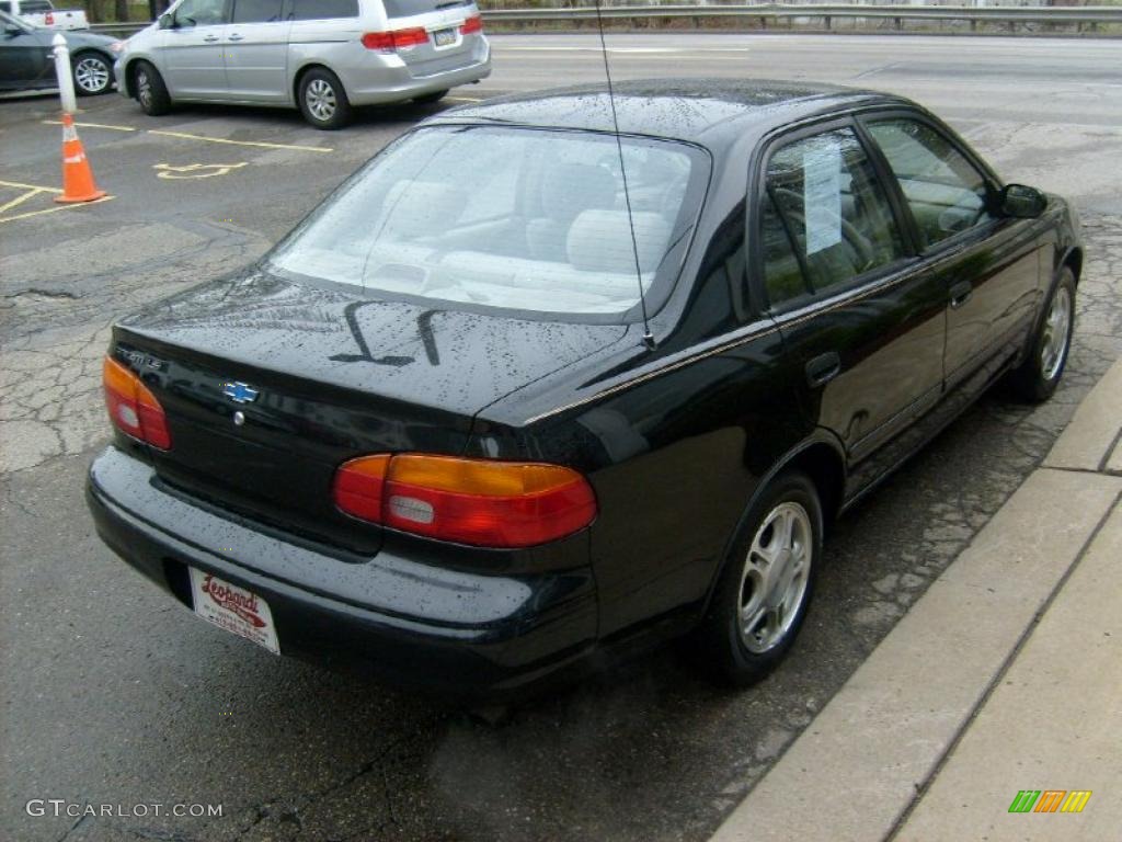 2001 Prizm LSi - Black Metallic / Light Neutral photo #5