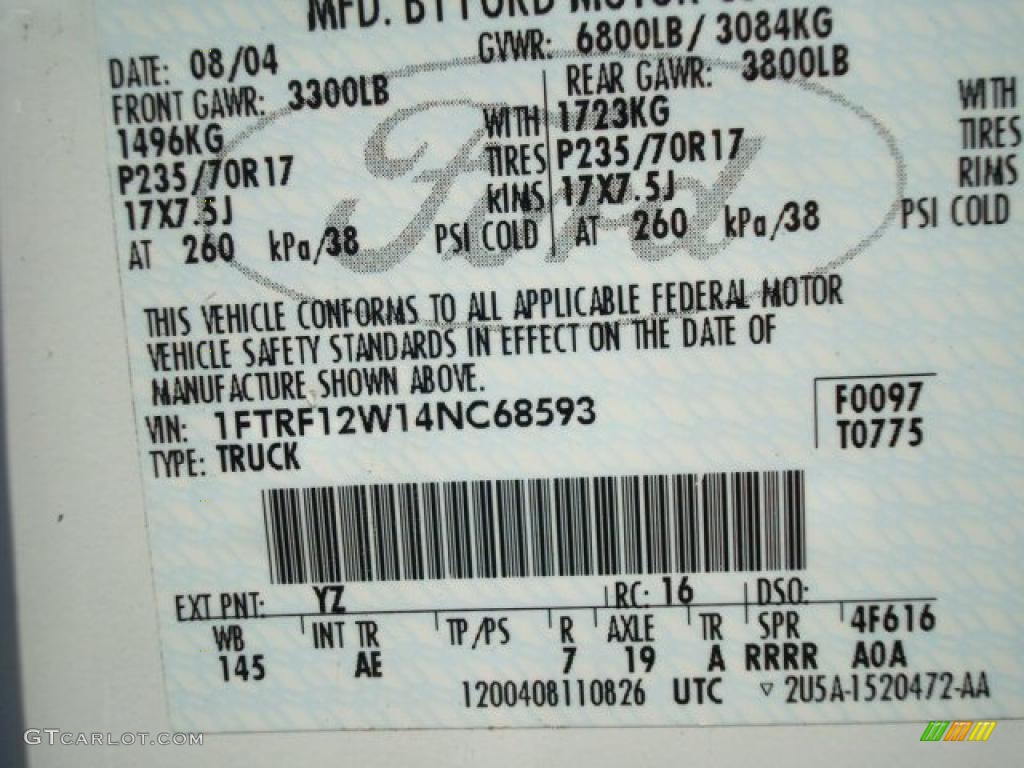 2004 F150 XL Regular Cab - Oxford White / Medium Graphite photo #21