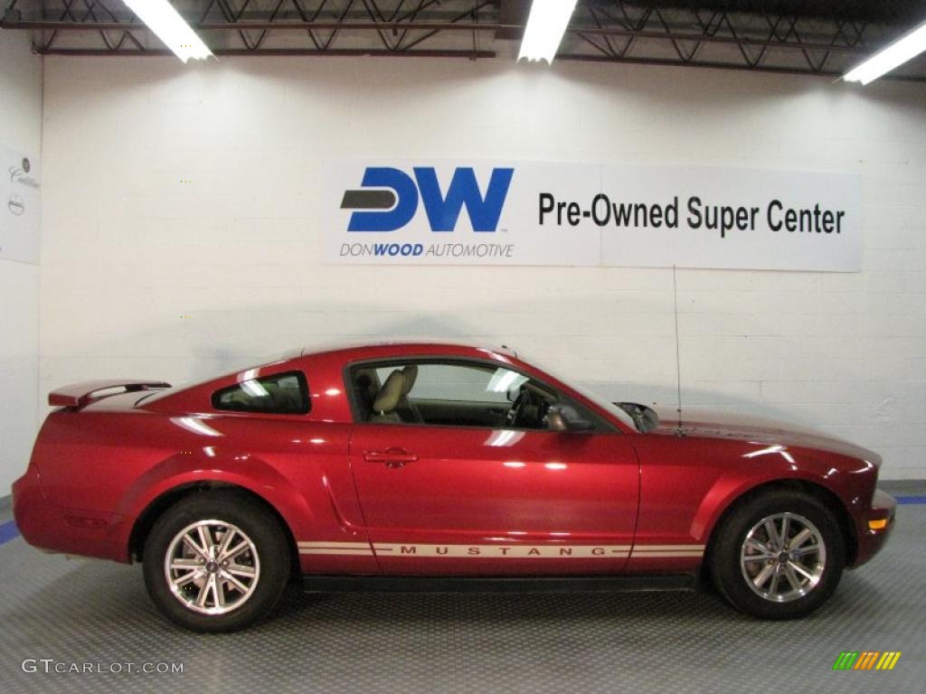 2005 Mustang V6 Premium Coupe - Torch Red / Medium Parchment photo #6
