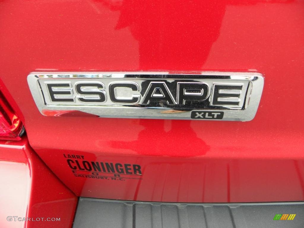 2010 Escape XLT V6 Sport Package 4WD - Sangria Red Metallic / Charcoal Black photo #14