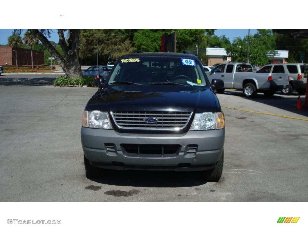 2002 Explorer XLS - Black Clearcoat / Graphite photo #8