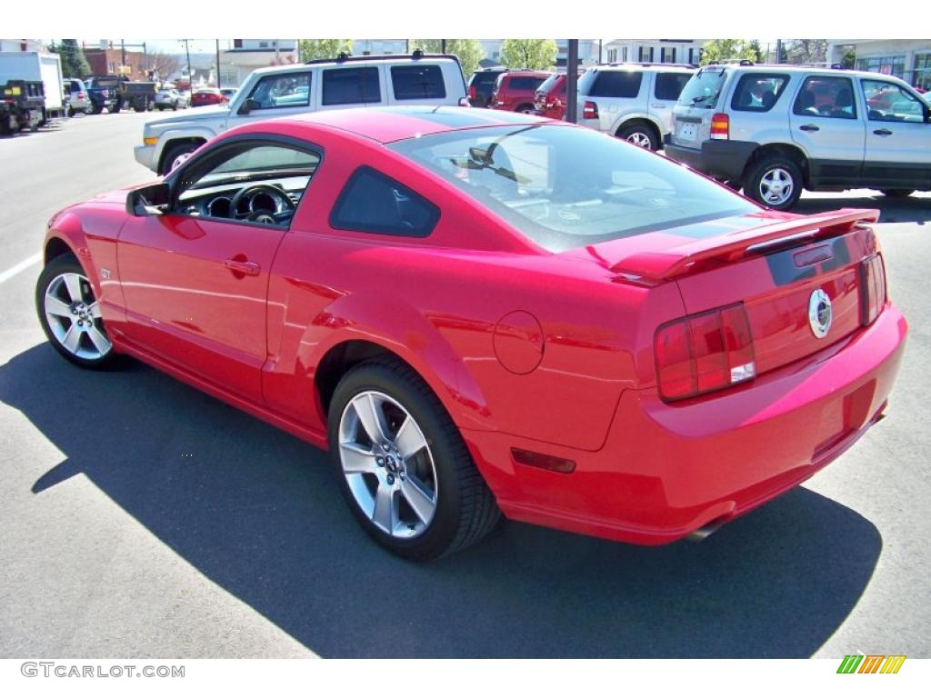 2007 Mustang GT Premium Coupe - Torch Red / Dark Charcoal photo #7