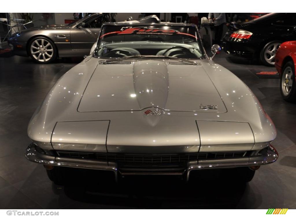 1966 Corvette Sting Ray Convertible - Silver Pearl / Silver photo #2