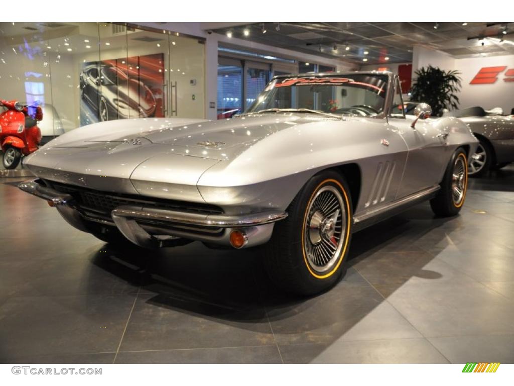 1966 Corvette Sting Ray Convertible - Silver Pearl / Silver photo #3