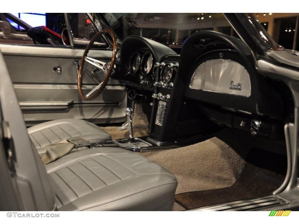 1966 Corvette Sting Ray Convertible - Silver Pearl / Silver photo #19