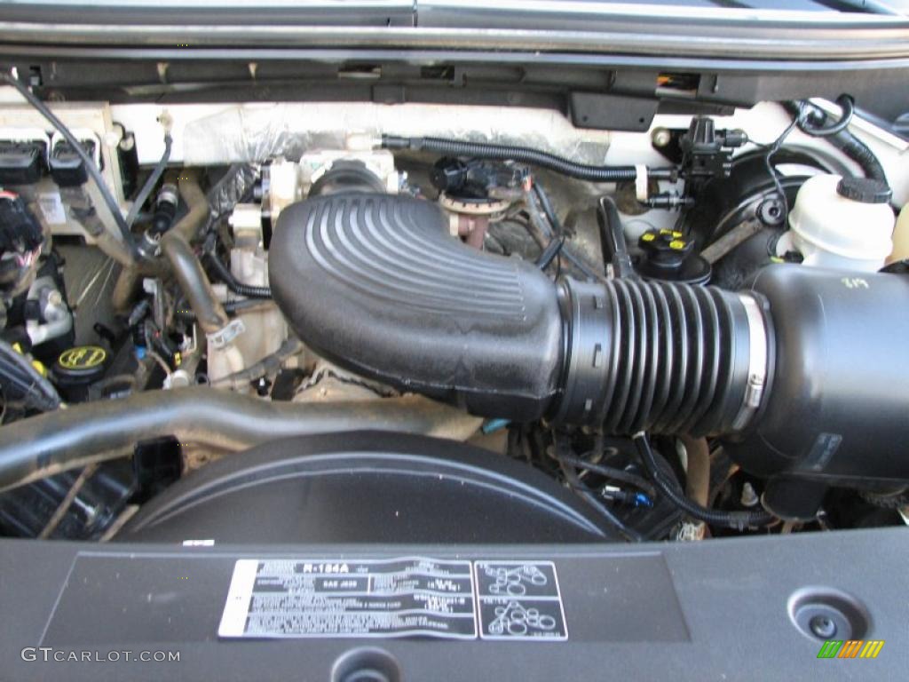2006 F150 XLT SuperCrew - Oxford White / Tan photo #21