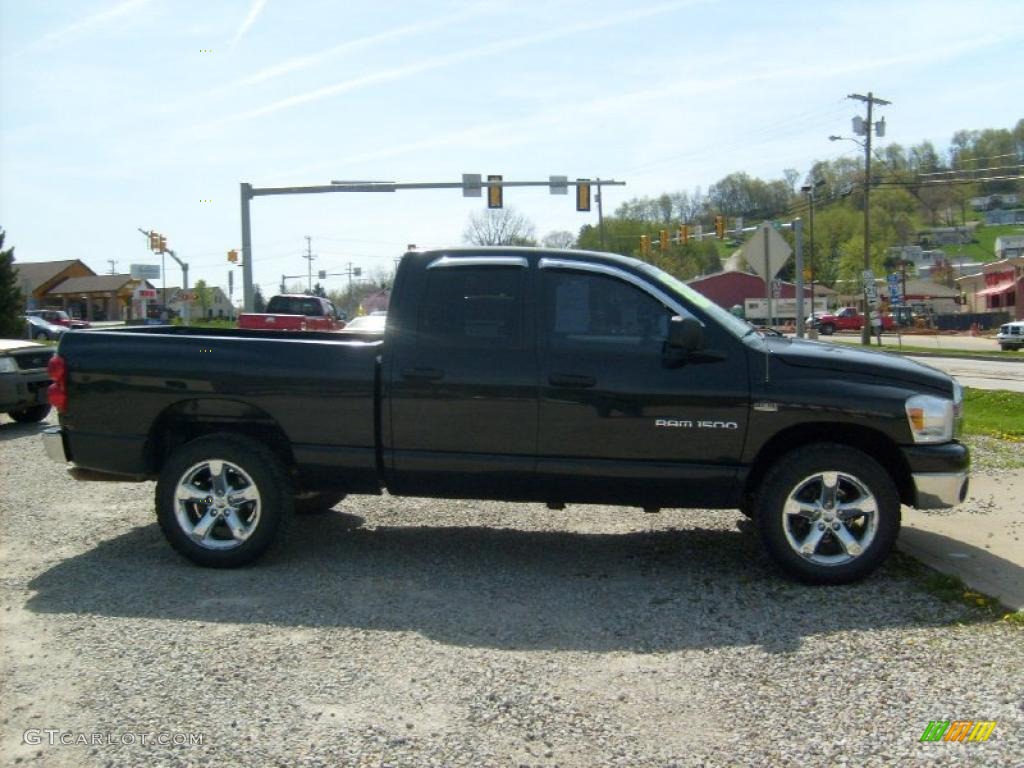 2007 Ram 1500 SLT Quad Cab 4x4 - Black / Medium Slate Gray photo #6