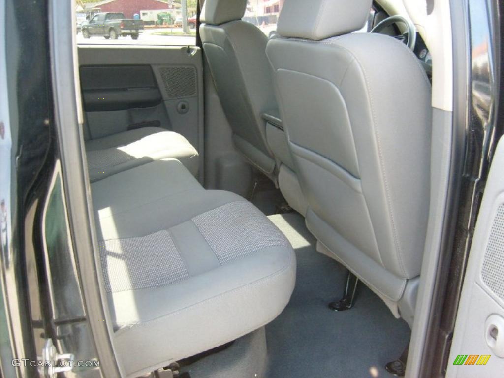 2007 Ram 1500 SLT Quad Cab 4x4 - Black / Medium Slate Gray photo #17