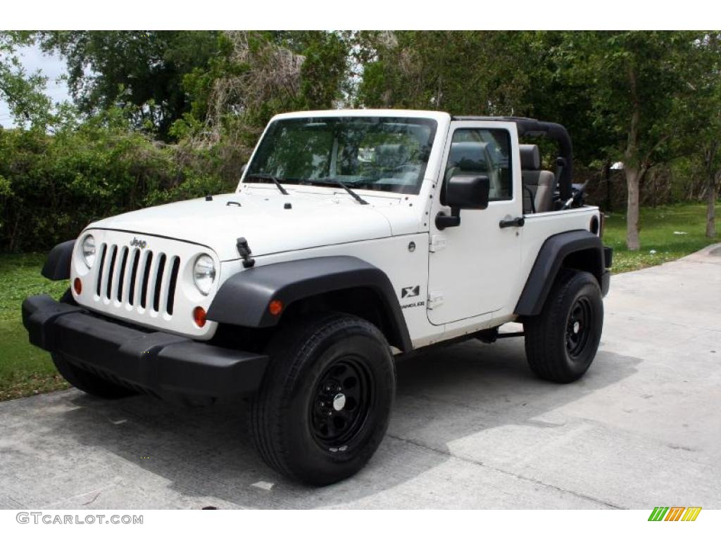 2007 Wrangler X 4x4 - Stone White / Dark Slate Gray/Medium Slate Gray photo #2