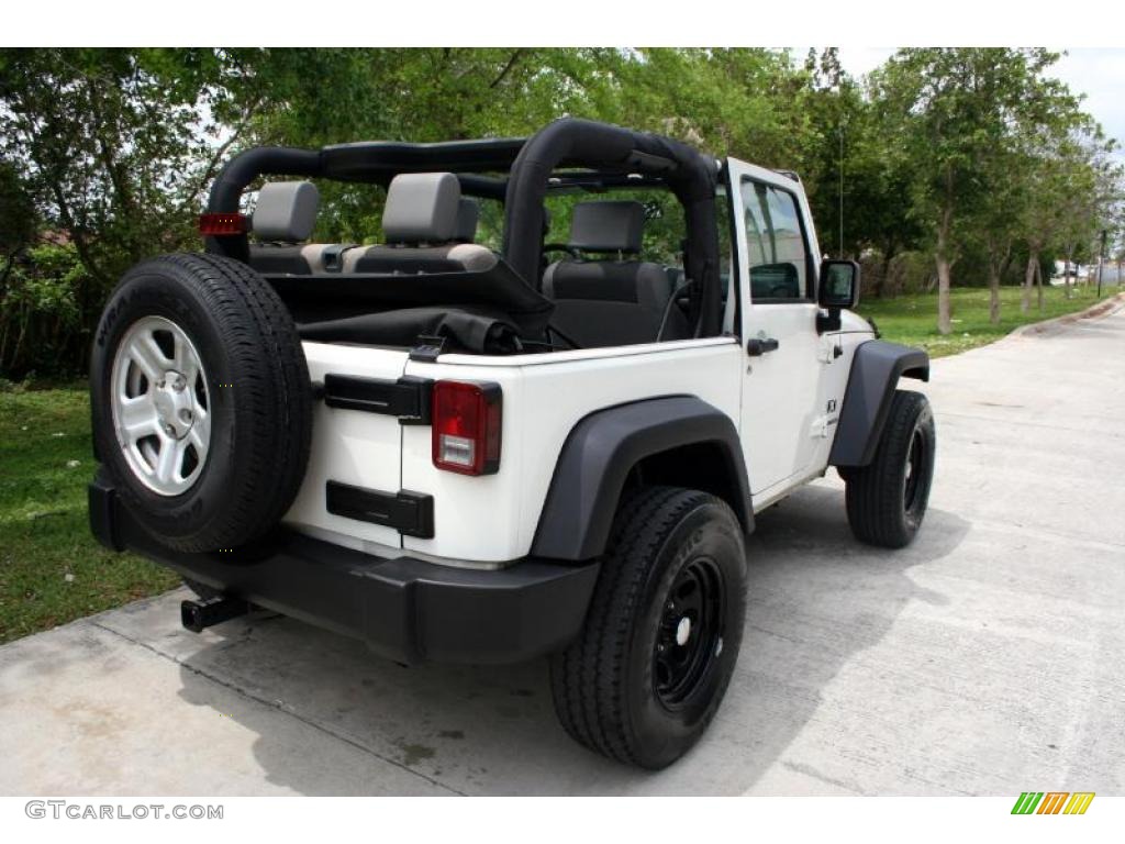 2007 Wrangler X 4x4 - Stone White / Dark Slate Gray/Medium Slate Gray photo #20