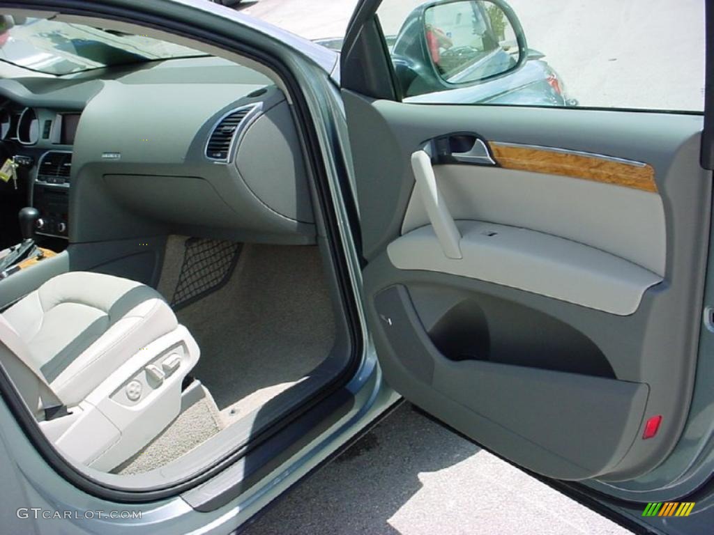 2007 Q7 3.6 Premium quattro - Sycamore Green Metallic / Limestone Grey photo #12
