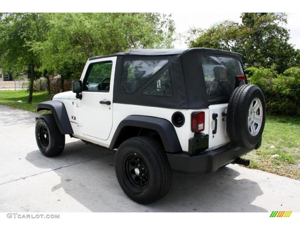 2007 Wrangler X 4x4 - Stone White / Dark Slate Gray/Medium Slate Gray photo #27