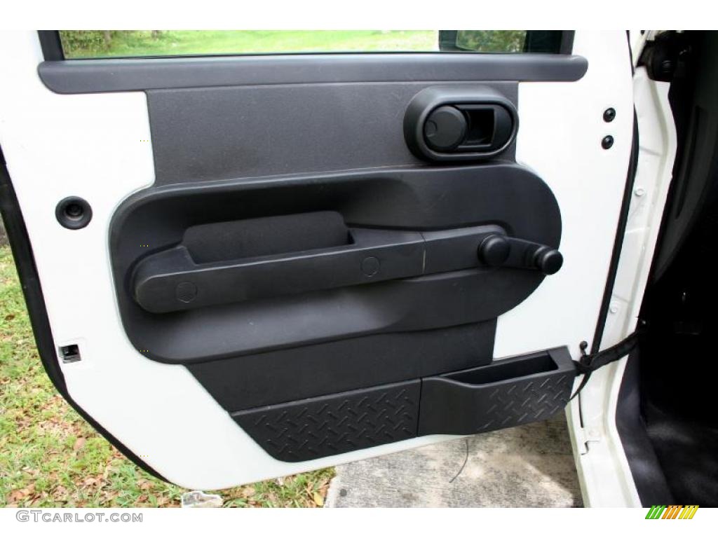 2007 Wrangler X 4x4 - Stone White / Dark Slate Gray/Medium Slate Gray photo #47