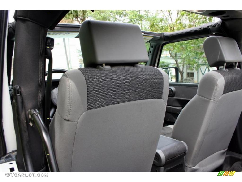 2007 Wrangler X 4x4 - Stone White / Dark Slate Gray/Medium Slate Gray photo #55