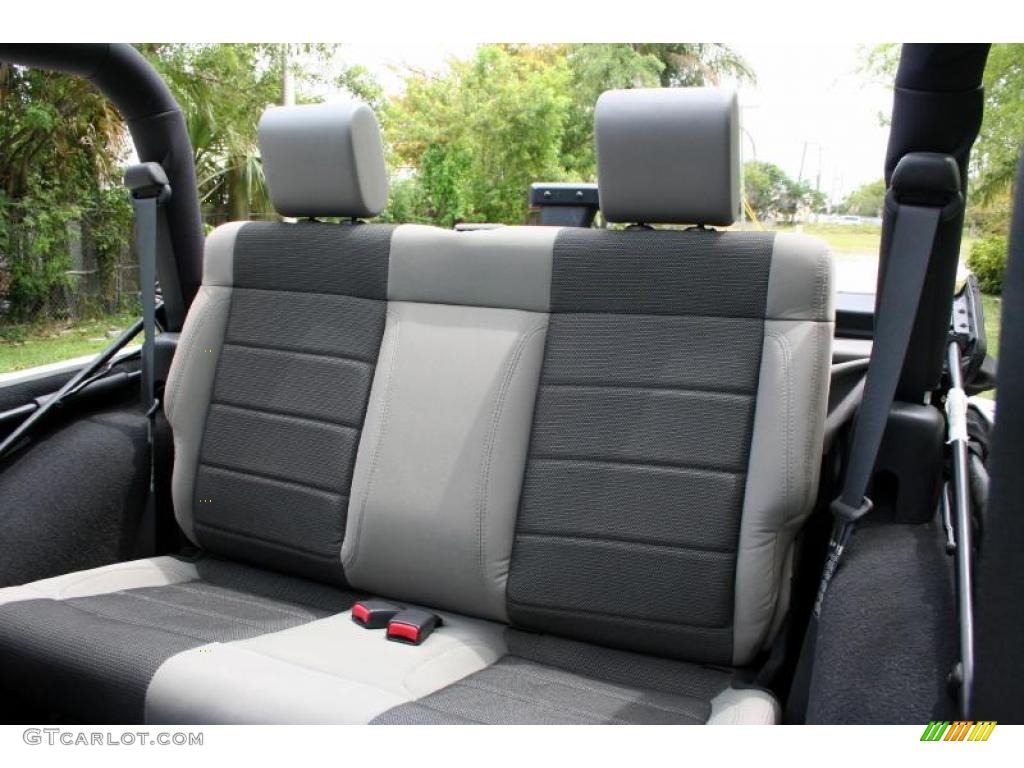 2007 Wrangler X 4x4 - Stone White / Dark Slate Gray/Medium Slate Gray photo #57