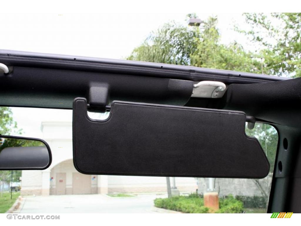 2007 Wrangler X 4x4 - Stone White / Dark Slate Gray/Medium Slate Gray photo #62