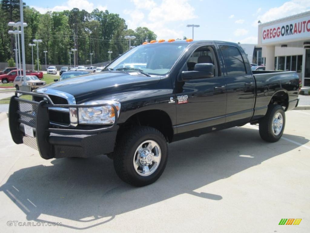 Brilliant Black Crystal Pearl Dodge Ram 2500