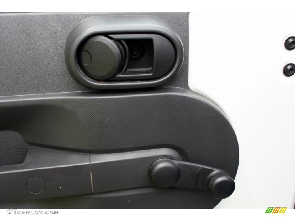 2007 Wrangler X 4x4 - Stone White / Dark Slate Gray/Medium Slate Gray photo #85