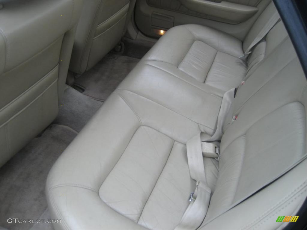 1993 Legend L Sedan - Canterbury Green Metallic / Ivory photo #24
