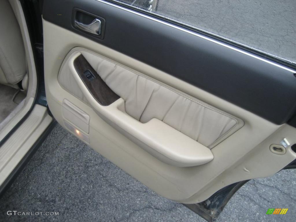 1993 Legend L Sedan - Canterbury Green Metallic / Ivory photo #27