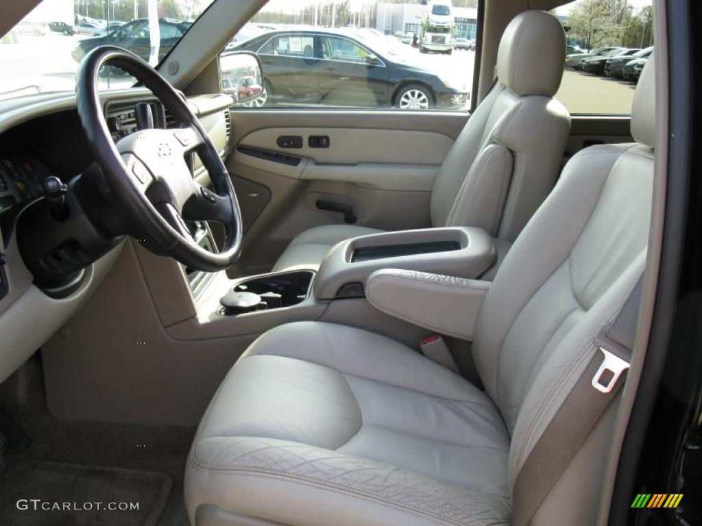 2003 Tahoe Z71 4x4 - Black / Tan/Neutral photo #13