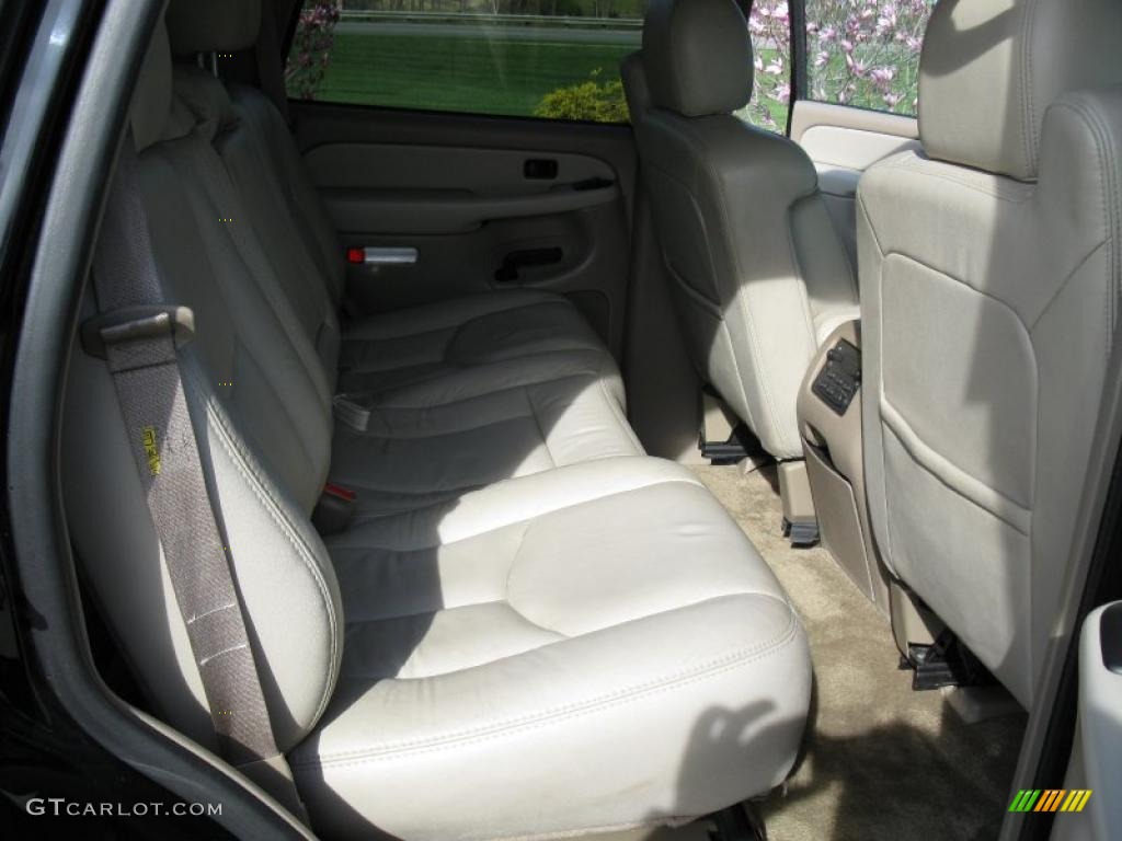 2003 Tahoe Z71 4x4 - Black / Tan/Neutral photo #21