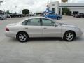 1998 Cashmere Beige Metallic Toyota Avalon XLS  photo #2