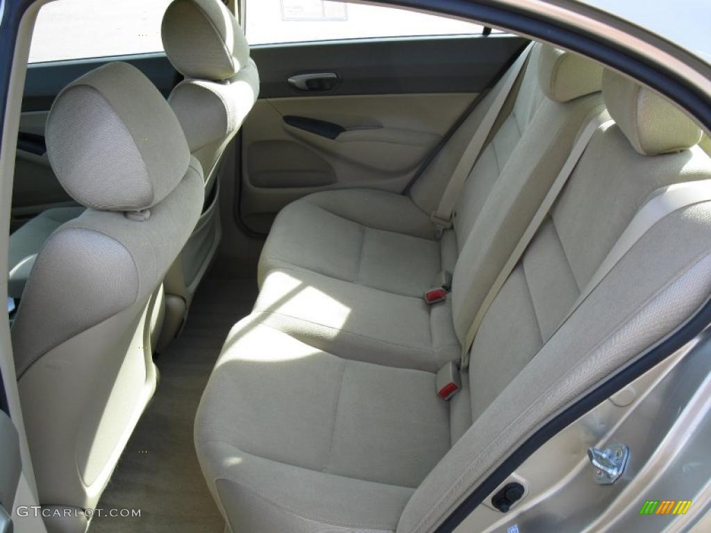 2007 Civic LX Sedan - Borrego Beige Metallic / Ivory photo #20