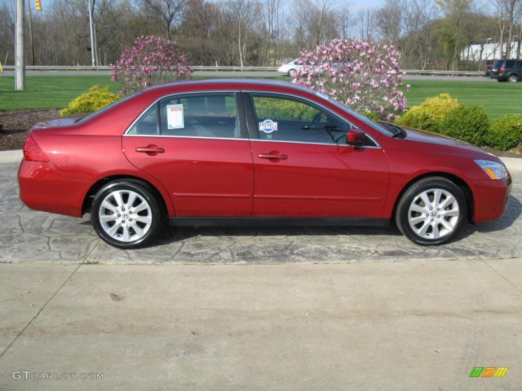 2007 Accord SE V6 Sedan - Moroccan Red Pearl / Gray photo #3