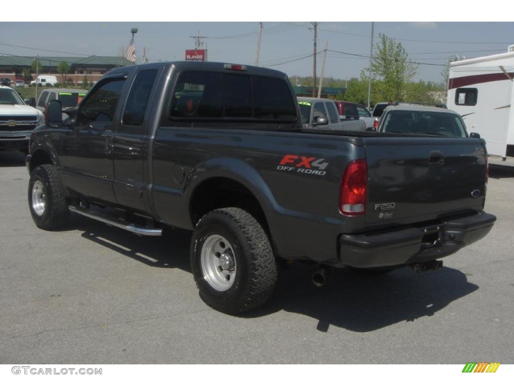 2003 F250 Super Duty XLT SuperCab 4x4 - Dark Shadow Grey Metallic / Dark Flint Grey photo #3