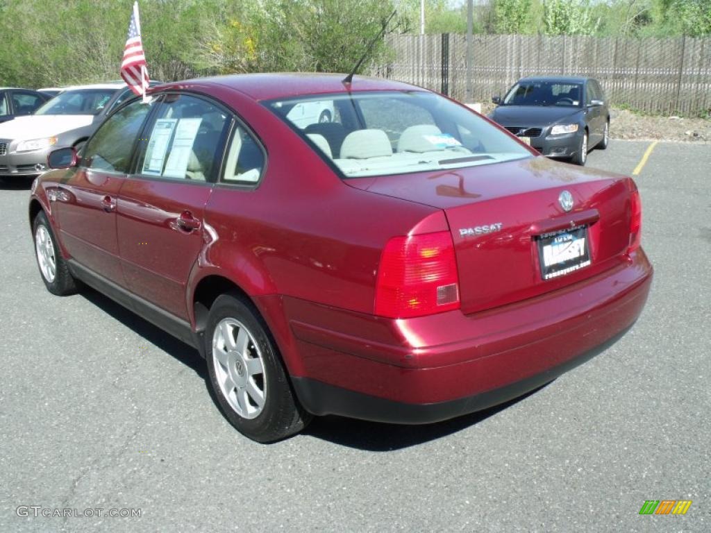2001 Passat GLS Sedan - Colorado Red Pearl / Beige photo #5