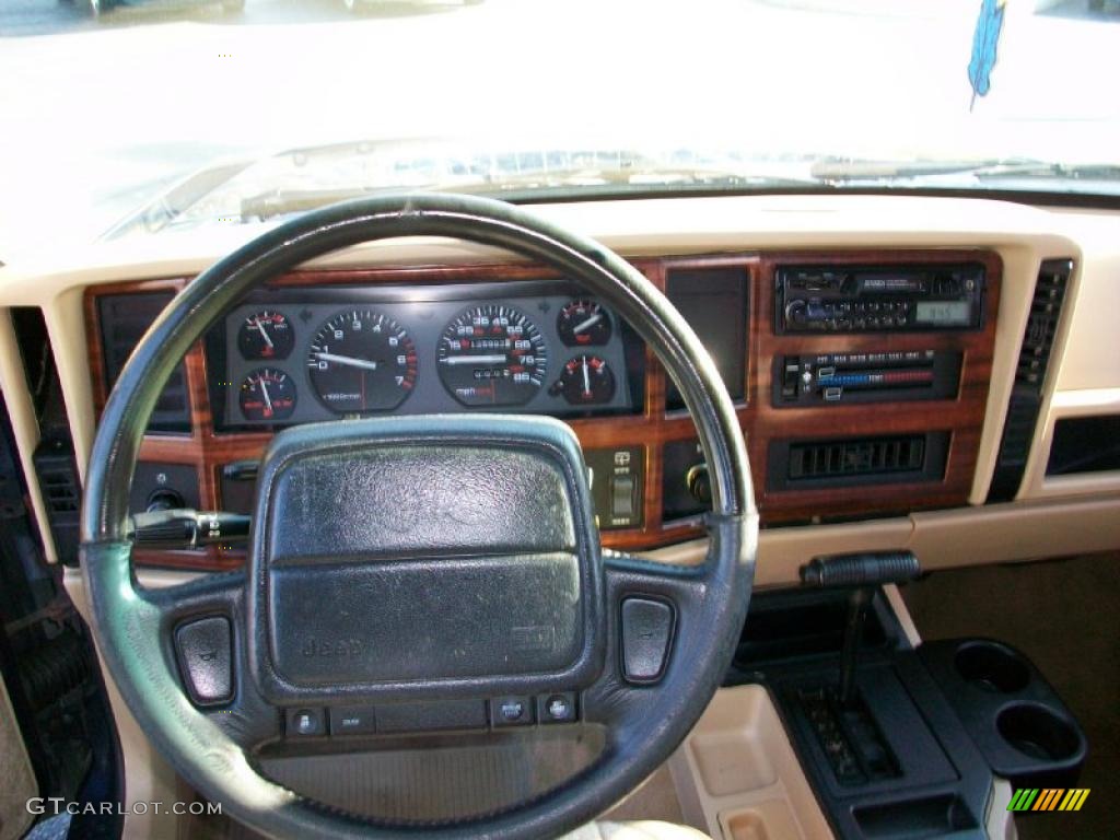 1996 Cherokee Country - Dark Blue Pearl / Tan photo #6
