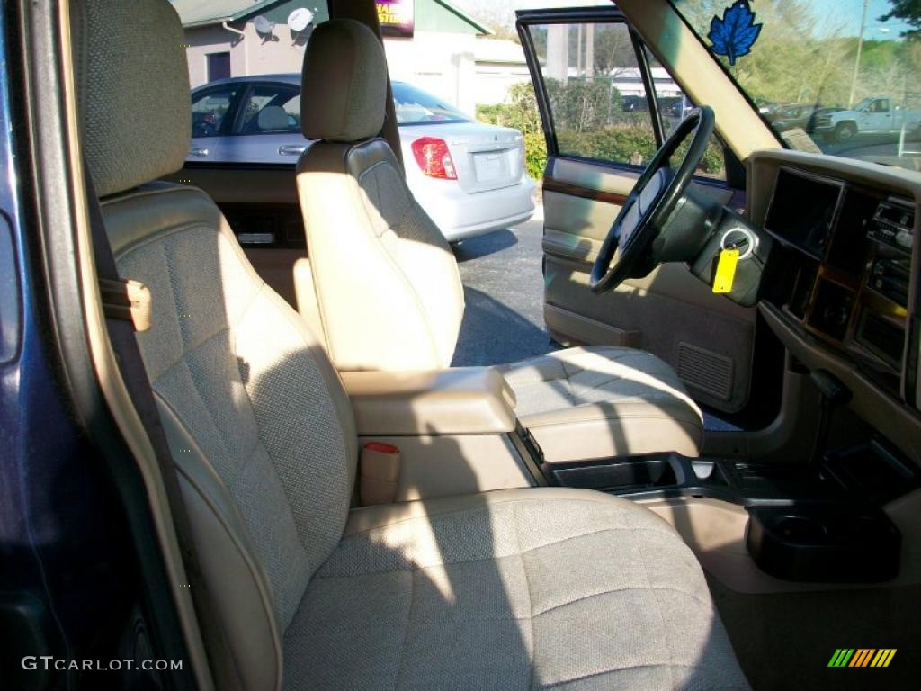 1996 Cherokee Country - Dark Blue Pearl / Tan photo #12