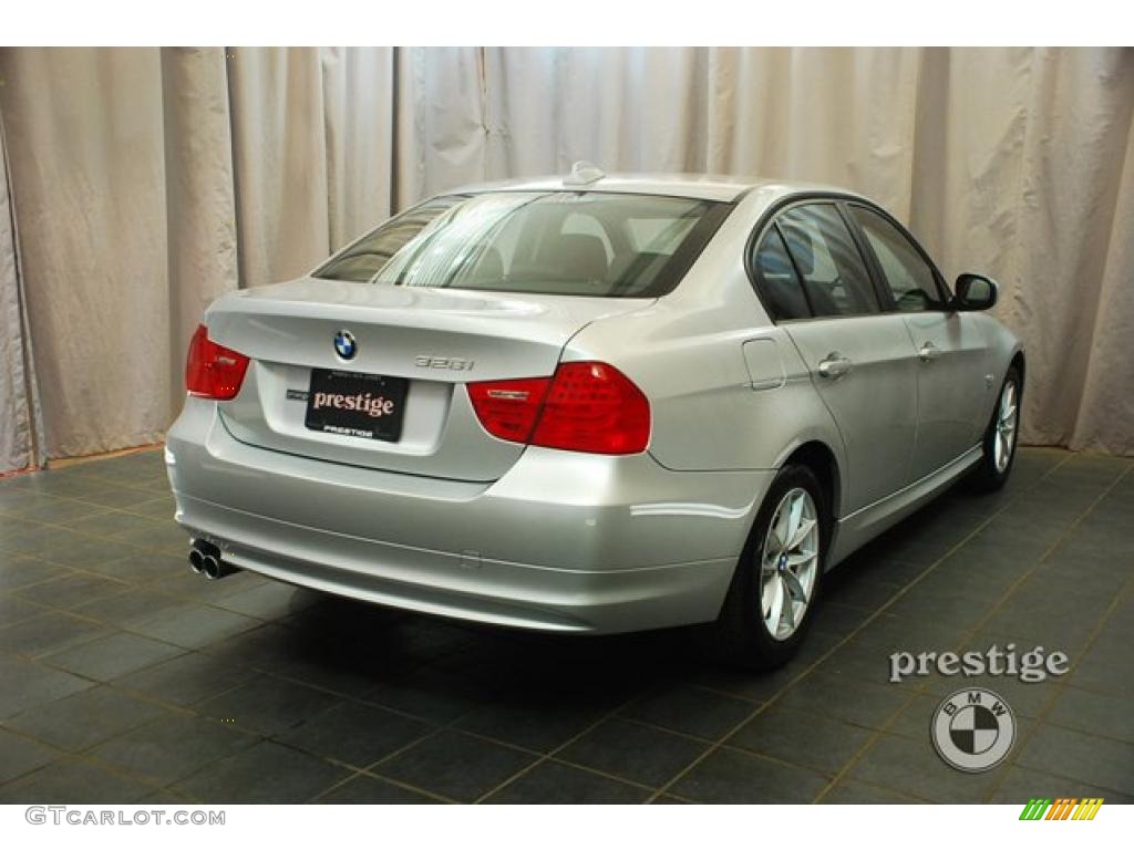 2010 3 Series 328i xDrive Sedan - Titanium Silver Metallic / Black photo #2