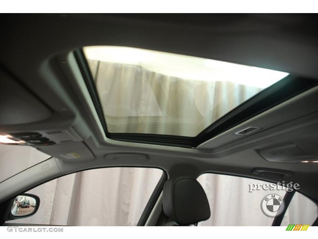 2010 3 Series 328i xDrive Sedan - Titanium Silver Metallic / Black photo #13