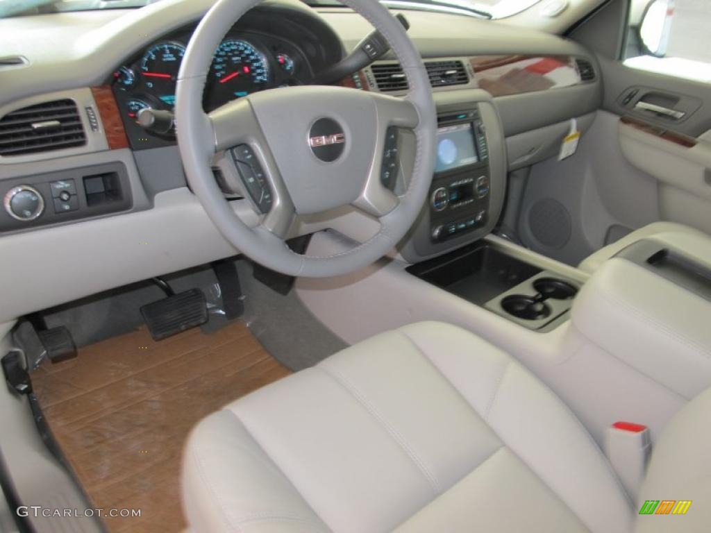 2010 Sierra 1500 SLT Crew Cab - Pure Silver Metallic / Dark Titanium/Light Titanium photo #5