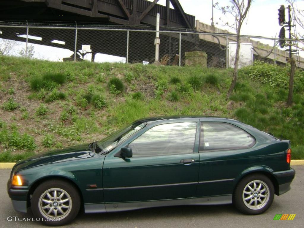 Green Metallic BMW 3 Series